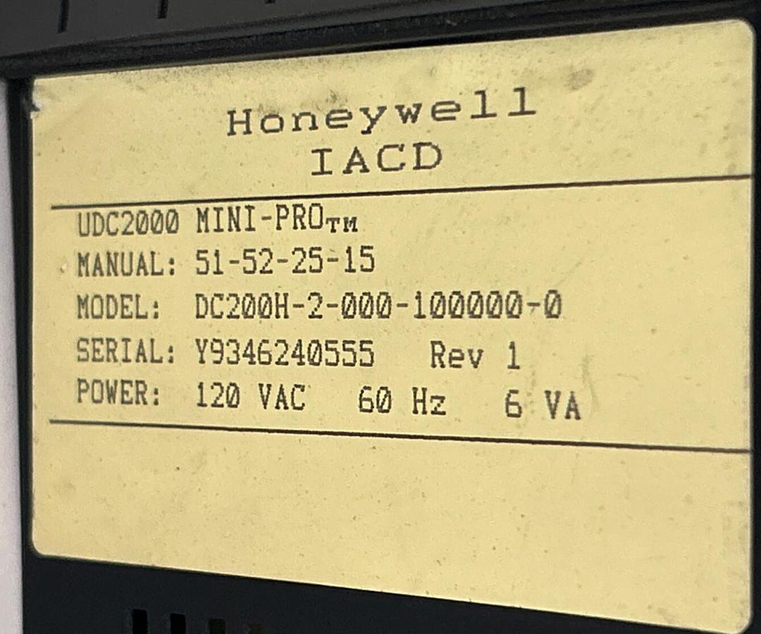 Used HONEYWELL,DC200H-2-000-1000000-0 UDC2000,MINI-PRO TEMPERATURE CONTROLLER