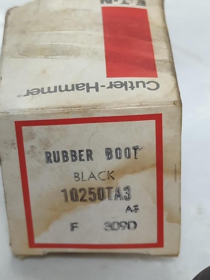 CUTLER HAMMER,10250TA3,BLACK RUBBER BOOT NOS
