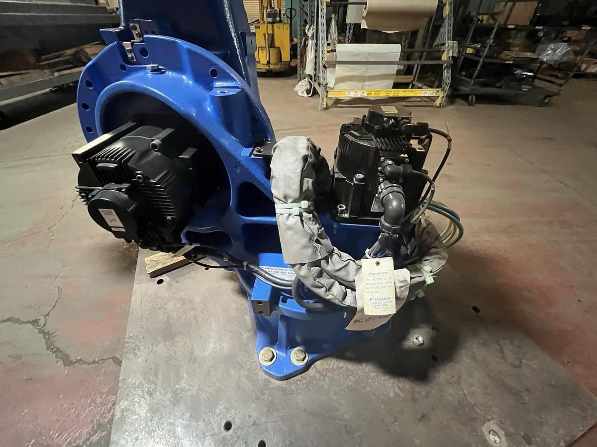 Used YASKAWA,MS80W,MOTOMAN ROBOTIC WELD ARM YR-MS0080W-A00