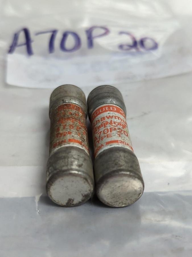 Used GOULD SHAWMUT,A70P20,AMP-TRAP 20 AMP FUSE LOT OF 2 PRE-OWNED