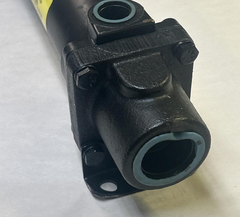 VICKERS,0680912,OIL COOLER MODEL 0CW-S-1-B-30 NOS