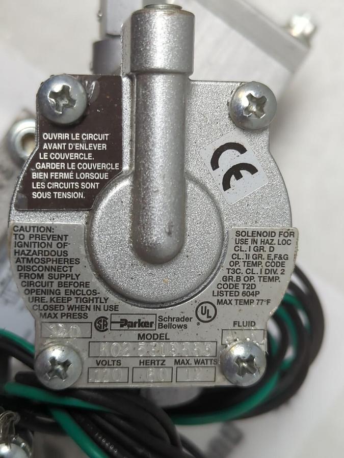 PARKER,L6954371153,DOUBLE SOLENOID VALVE 140 PSI 120V 60HZ 12W MISSING BOX