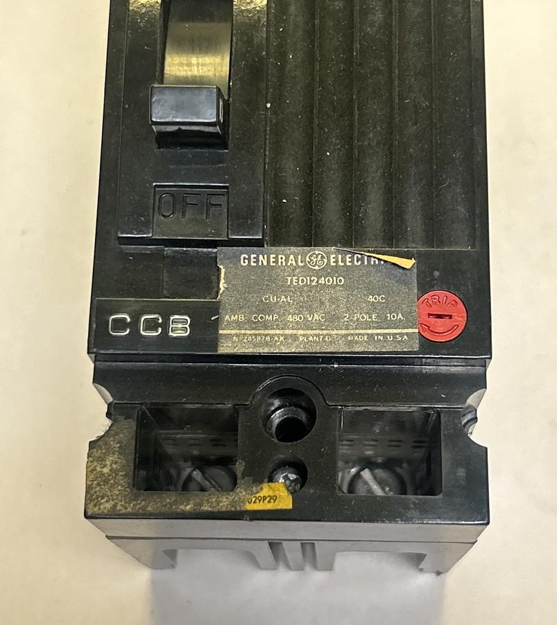 Used GENERAL ELECTRIC,TED124010,CIRCUIT BREAKER 10A 480V 2P