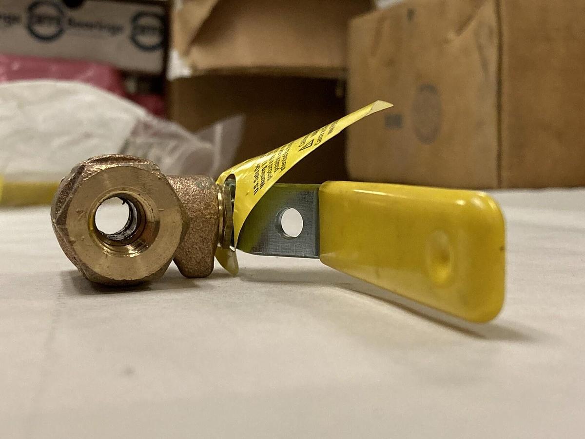 Apollo,70-101-01,1/4 INCH Bronze Ball Valve 600 WOG