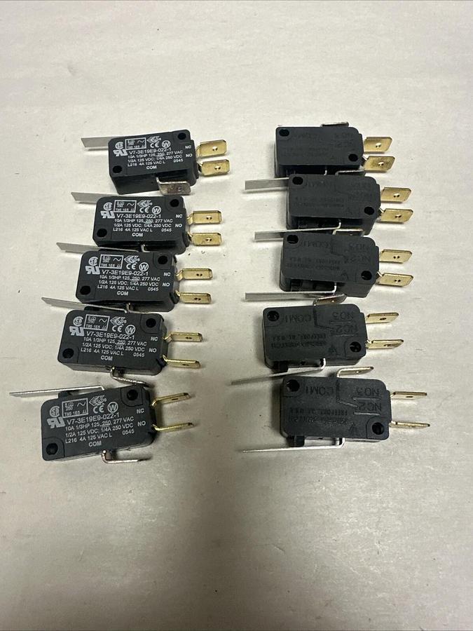 Furnas,V7-3E-19E9-022-1,Accessory Interlock Kit LOT of 10