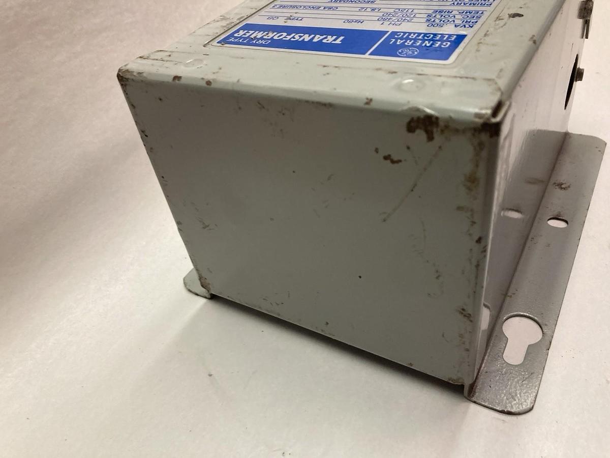 Used General Electric,Model 9T51B8,1-Phase Dry Type Transformer 060Hz