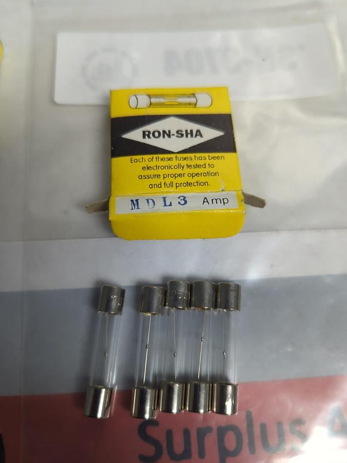 RON-SHA,MDL3,GLASS FUSE LOT OF 10 FUSES NOS