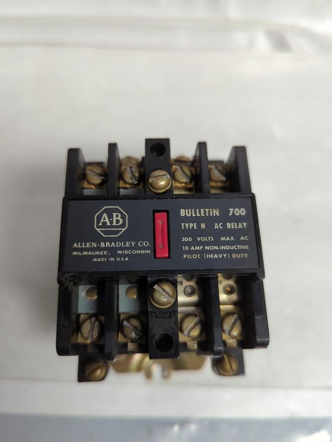Used ALLEN BRADLEY,700-N800A1,SERIES B TYPE N AC RELAY PRE-OWNED