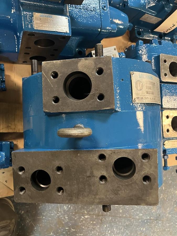 Used VICKERS,MHT-150-75/75-N1-30-S20,HYDRAULIC VANE MOTOR