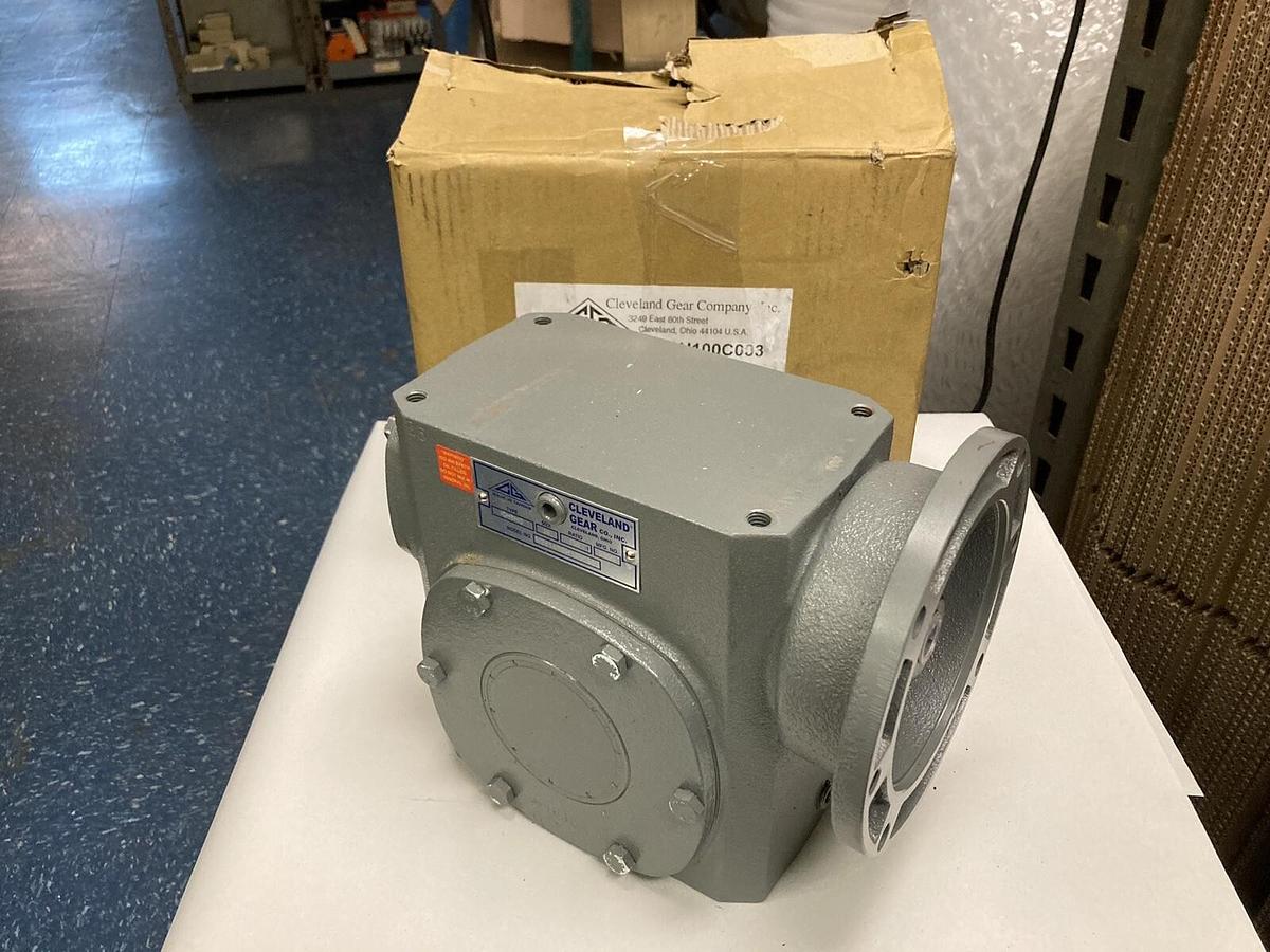 Cleveland Gear Co.,Type ICHSHO,Speed Reducer Ratio 100: 1 Size 26