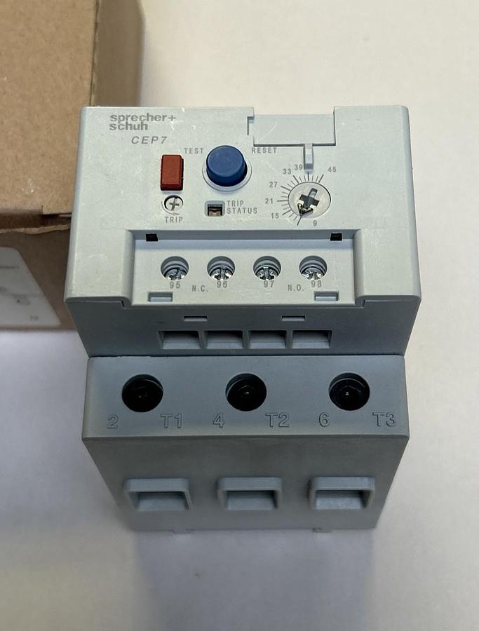 Used SPRECHER & SCHUH,CEP7-EEFE,OVERLOAD RELAY NEW