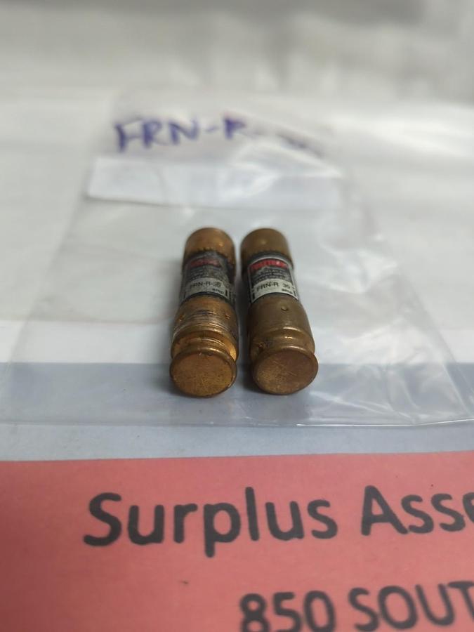 Used COOPER BUSSMANN,FRN-R-30,FUSETRON 30 AMP FUSE LOT OF 2 PRE-OWNED