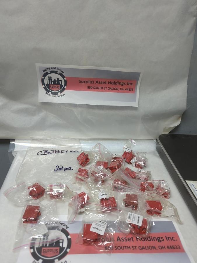CERUS,CB2BE102,CONTACT BLOCK 240V 10A LOT OF 22 NOS