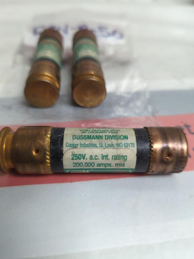 Used COOPER BUSSMANN,FRN-R-50,FUSETRON FUSE 50 AMP LOT OF 3 PRE-OWNED