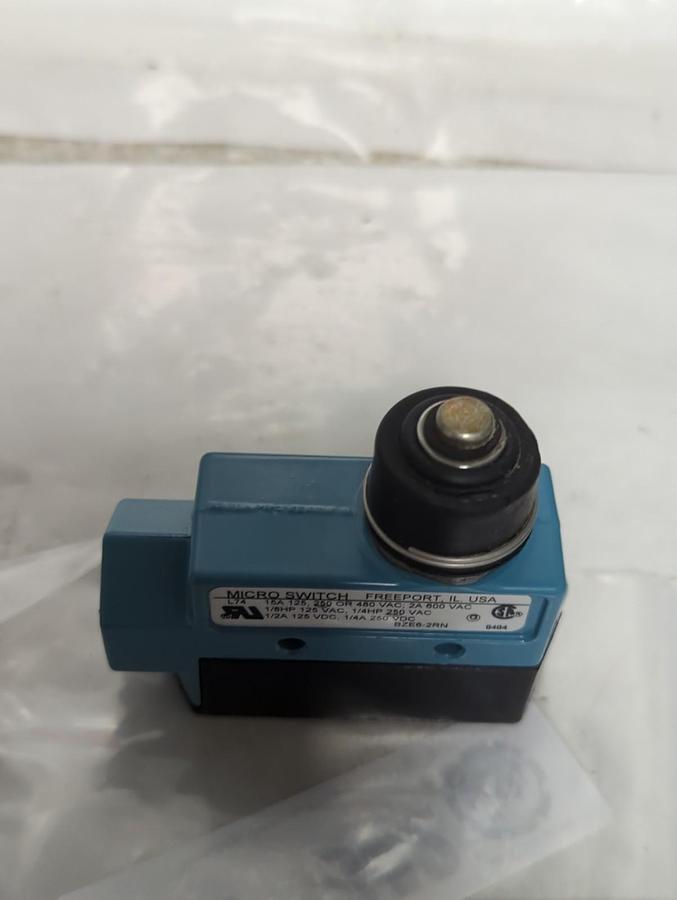 HONEYWELL,BZE6-2RN,MICRO SWITCH 15 AMP NOS