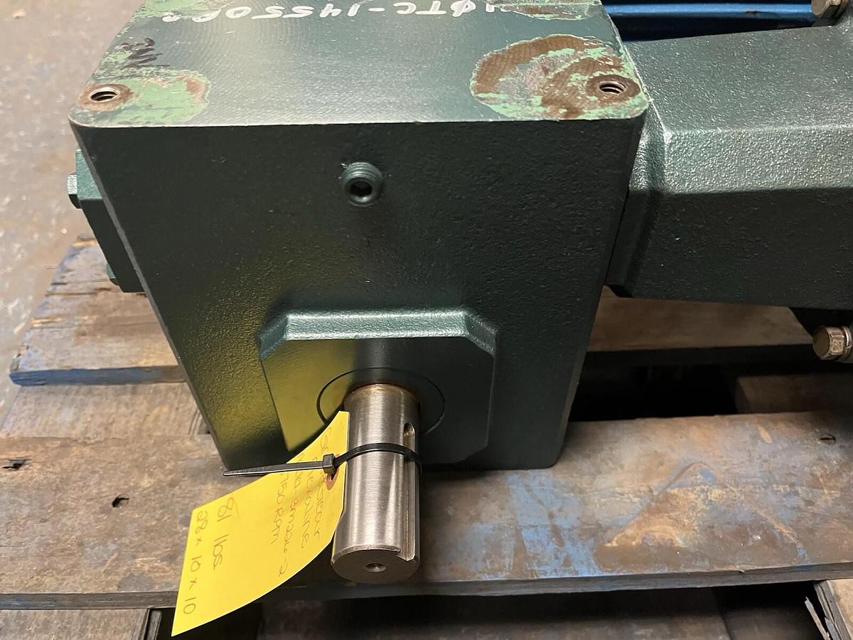 Used GROVE GEAR,BM226-2,GEAR REDUCER RATIO 20 BALDOR VM3546T MOTOR 1HP 1750RPM