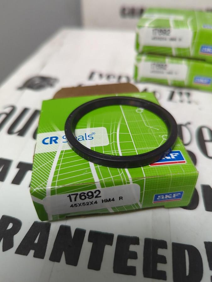 SKF,17692,OIL SEALS 45MM X 52MM X 4MM LOT OF 5 NOS