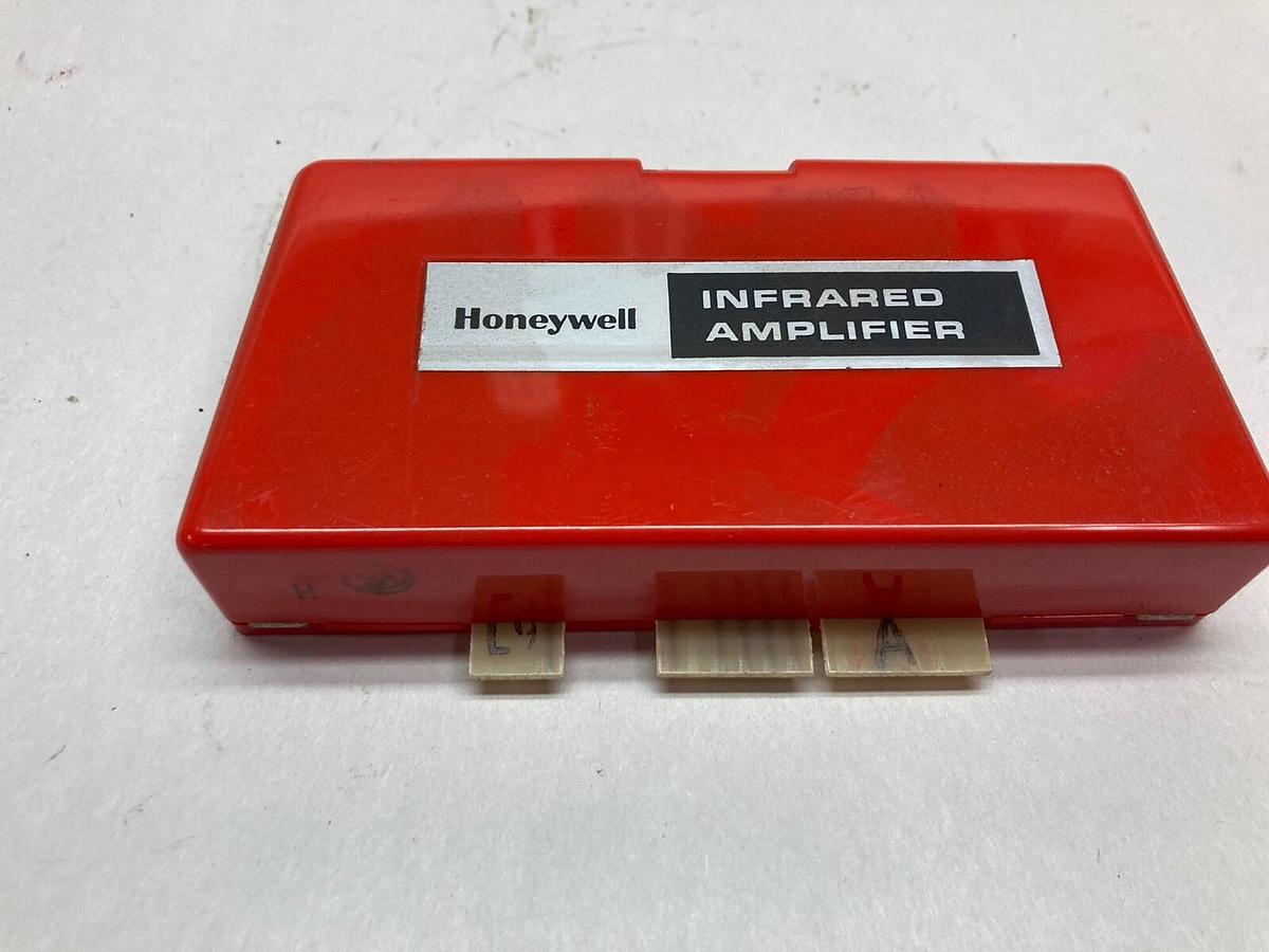 Honeywell,R7248A1004,Plug-In Infrared Flame Safeguard Amplifier
