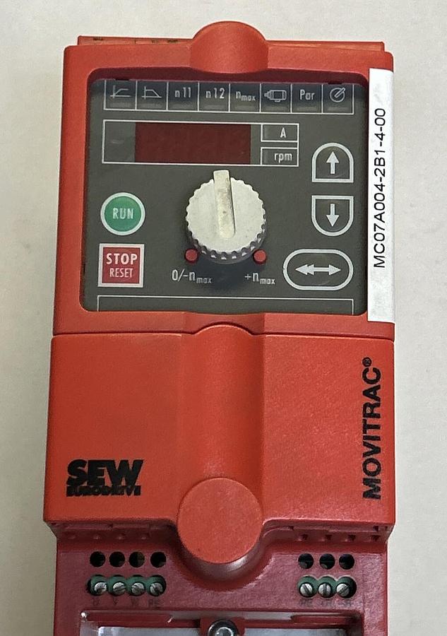 Used SEW EURODRIVE,MC07A004-2B1-4-00,AC DRIVE INVERTER