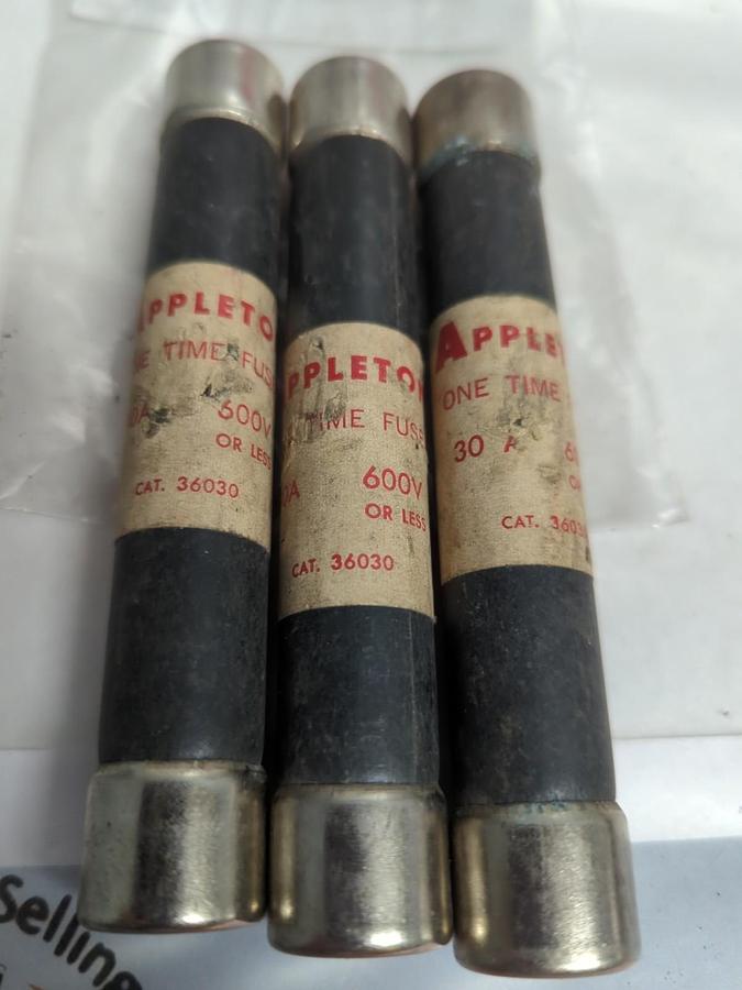 Used APPLETON,36030,ONE-TIME 30 AMP FUSE LOT OF 3 PRE-OWNED