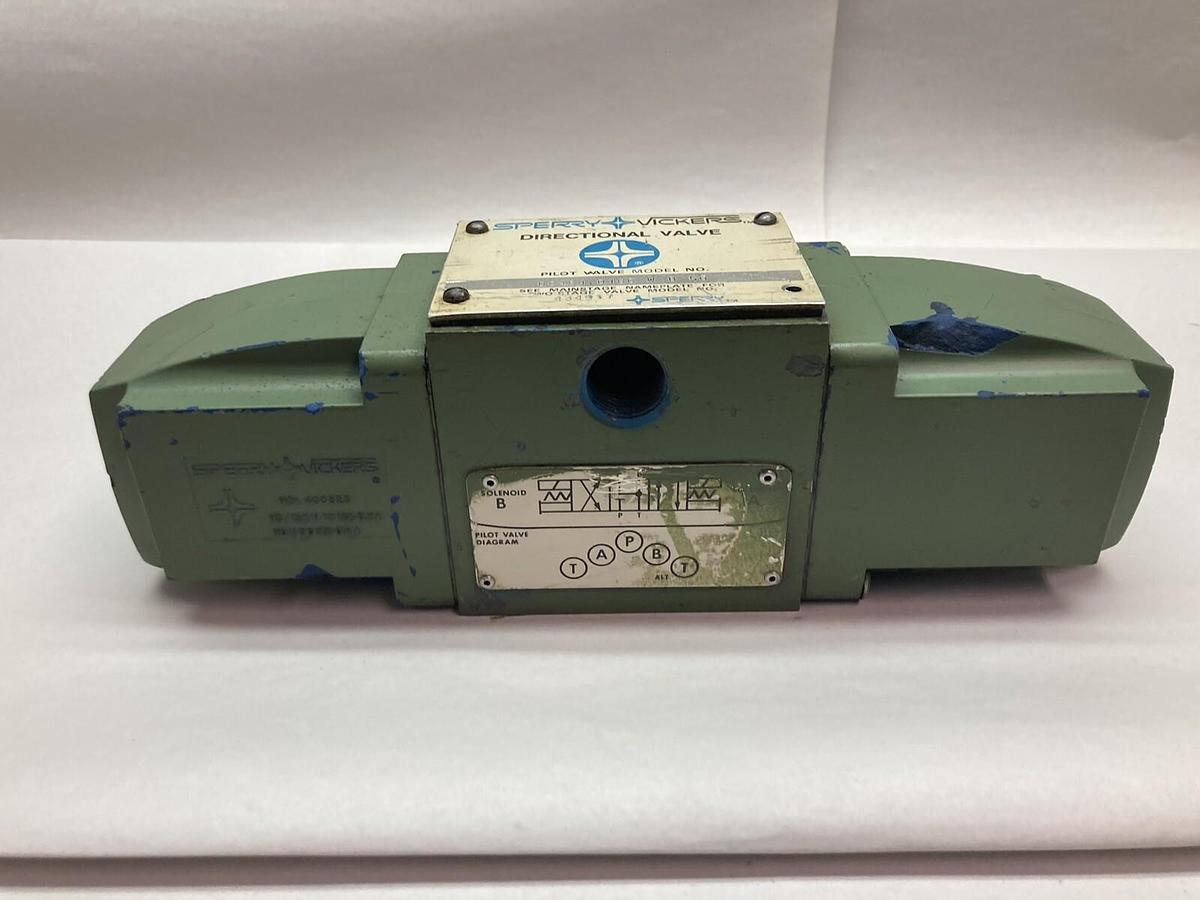 Used Sperry Vickers,DG4S4-016C-W-B-50,Directional Pilot Valve
