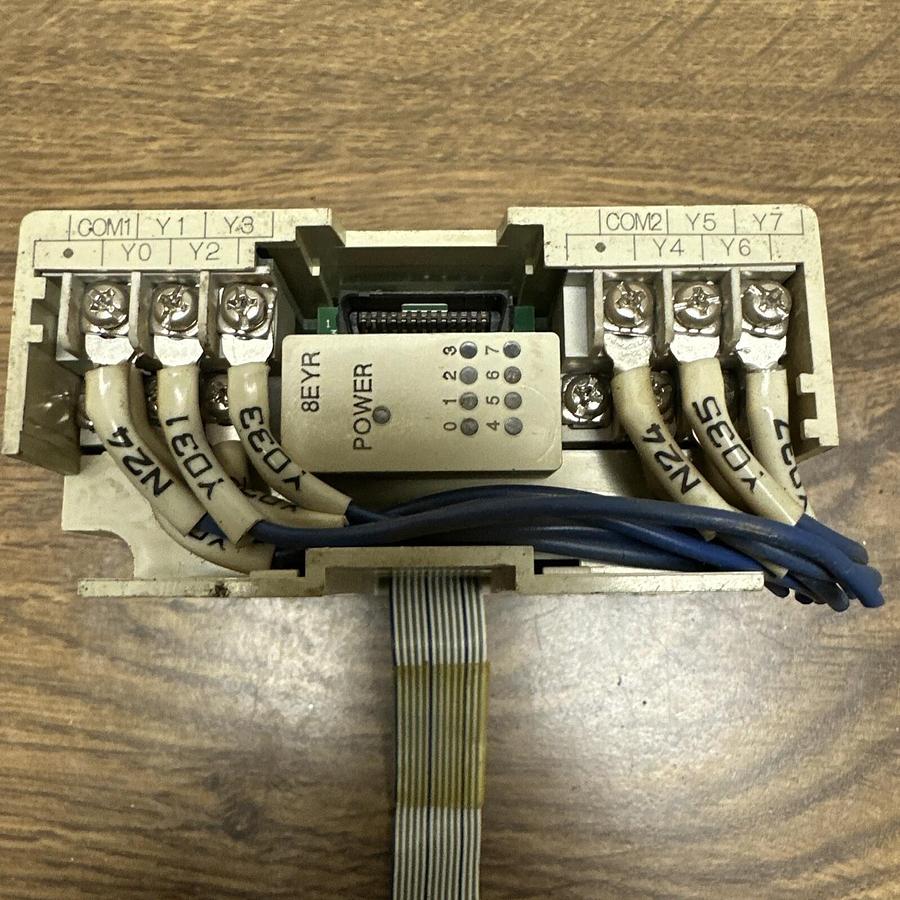 Used Mitsubishi,FX2n-8EYR,Programmable Controller
