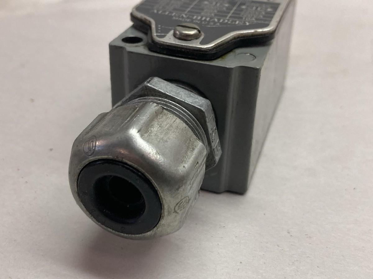 Used Allen Bradley,802T-H,Limit Switch Ser C
