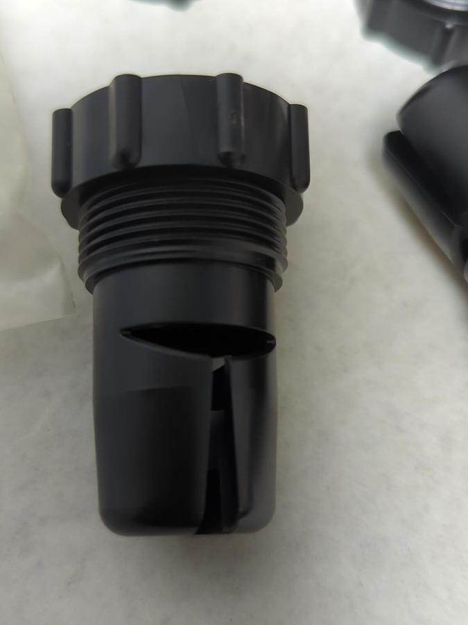 DIGI-KEY,A16054-ND,CONNECTOR CABLE GRIP 6.35-8.89MM LOT OF 6 NOS