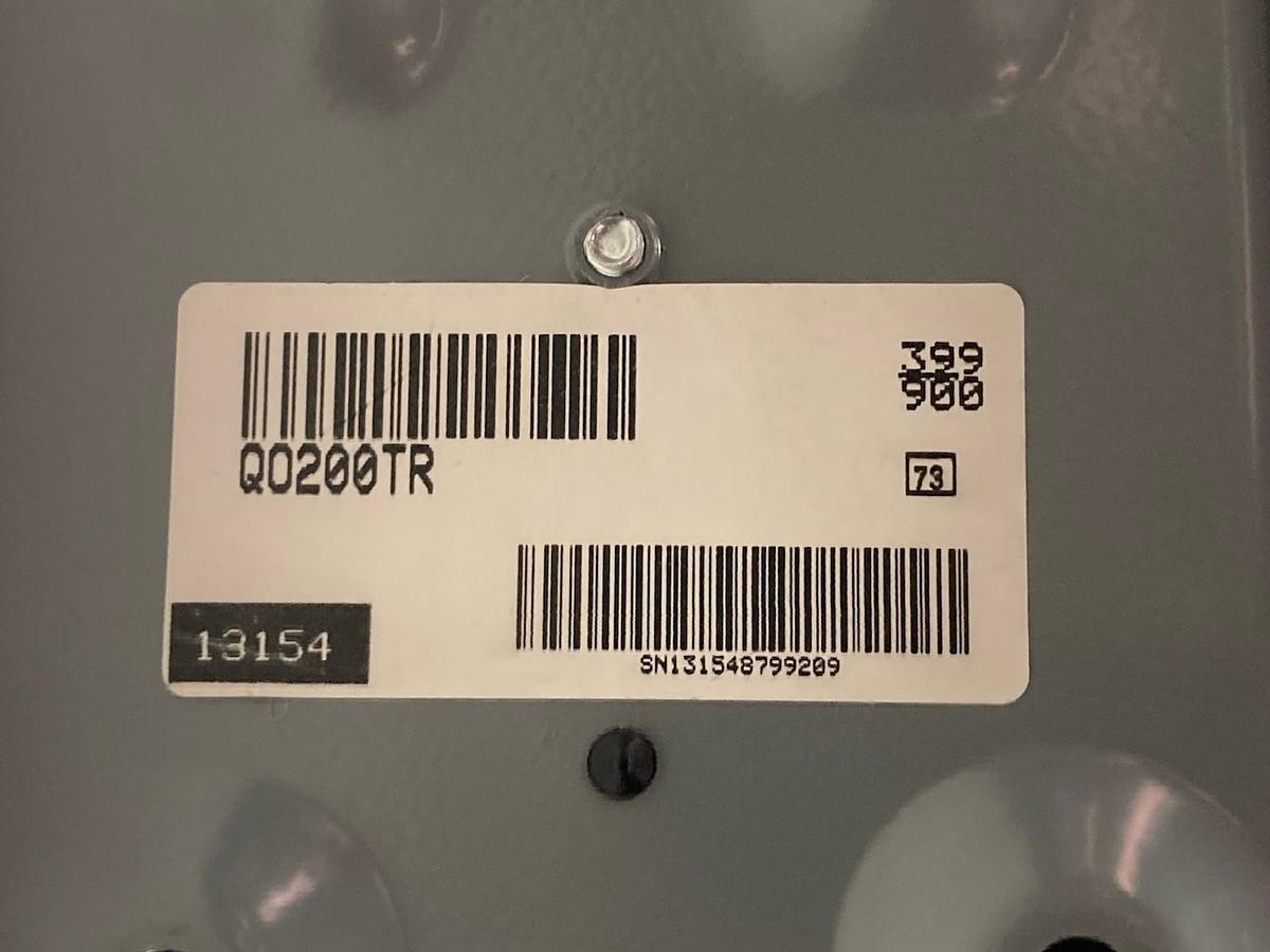 Square D,QO200TR,Non-Fusible Enclose Molded Case Switch 60A 240VAC