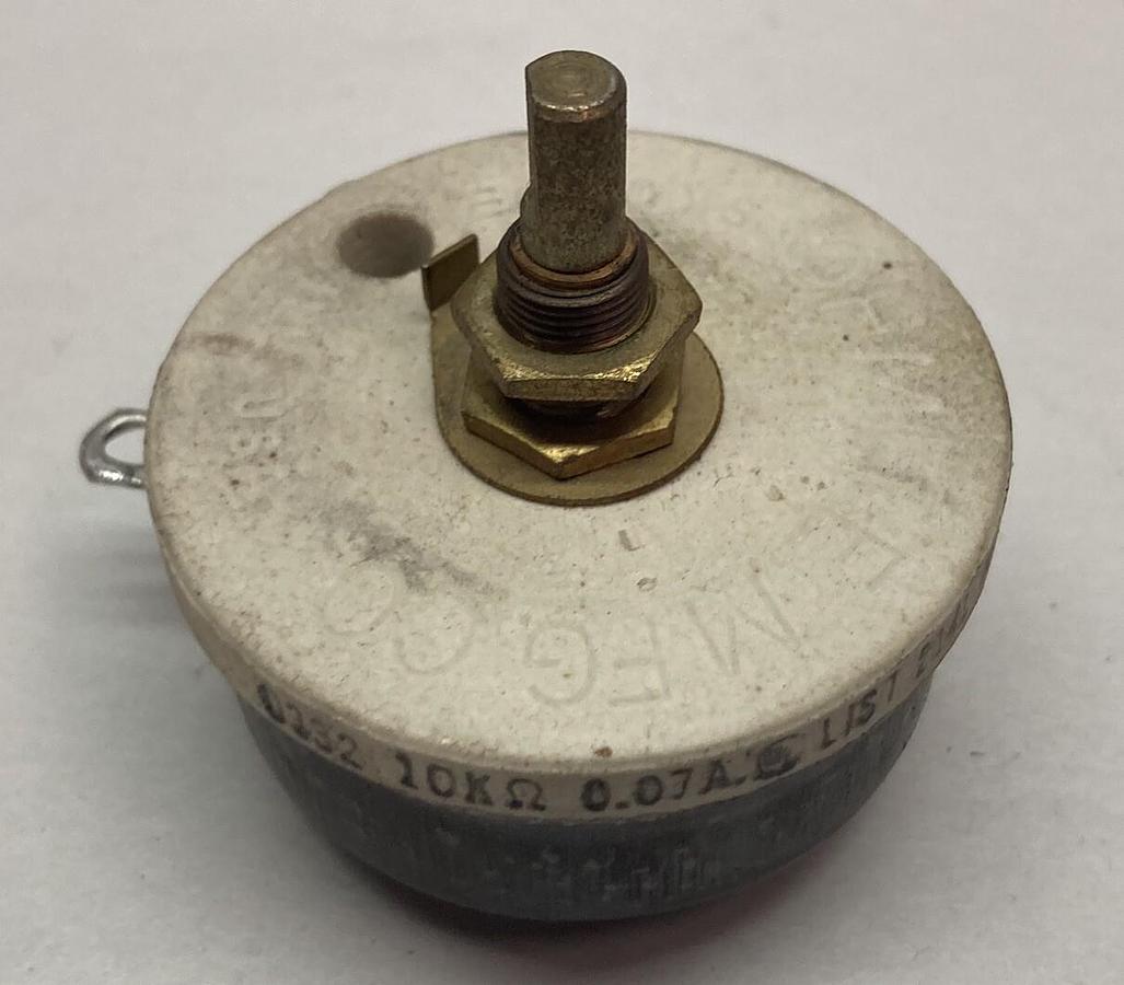 Used Ohmite,0332,Rheostat 10000 OHM 0.07A Series 8209