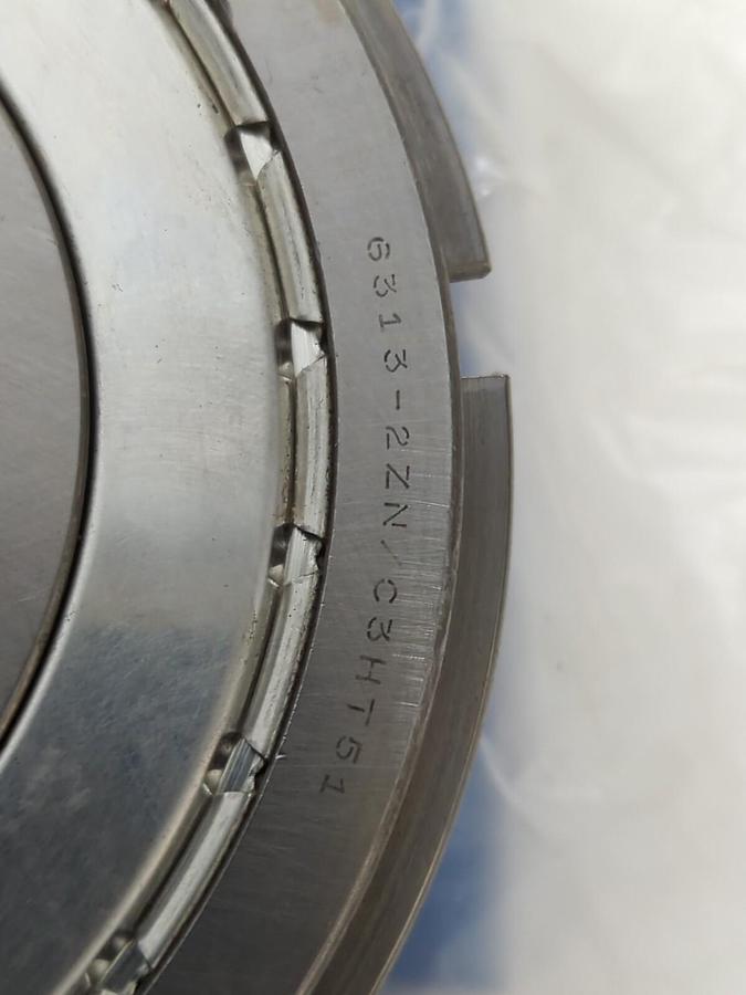 SKF,6313-2ZNRJEM,DOUBLE SHIELDED DEEP GROOVE BALL BEARING WITH SNAP RING NOS