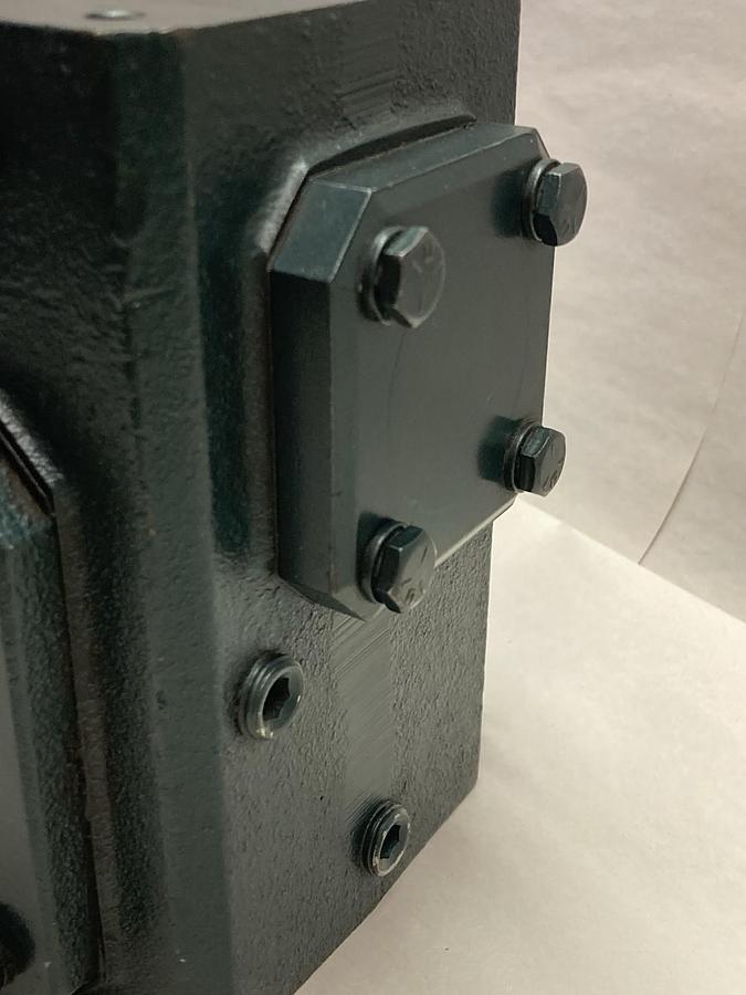 Flexaline,Model HMQ1206-1,Gear Reducer 1.57Hp Ratio 15:1 Frame 140TC