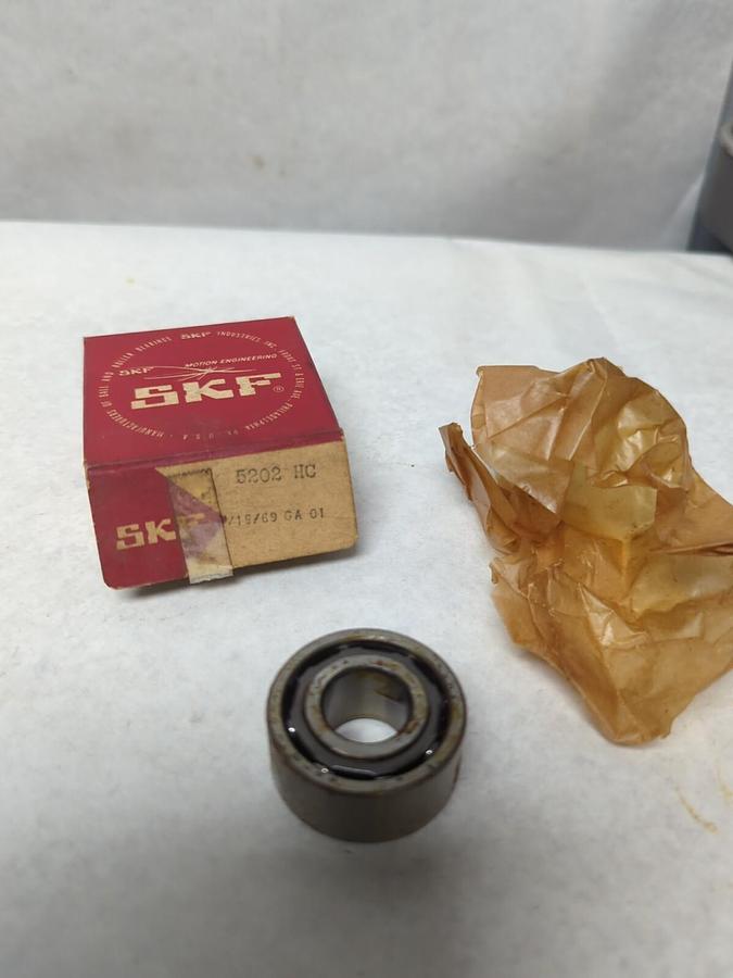 SKF,5202 HC,DOUBLE ROW ANGULAR CONTACT BEARING NOS