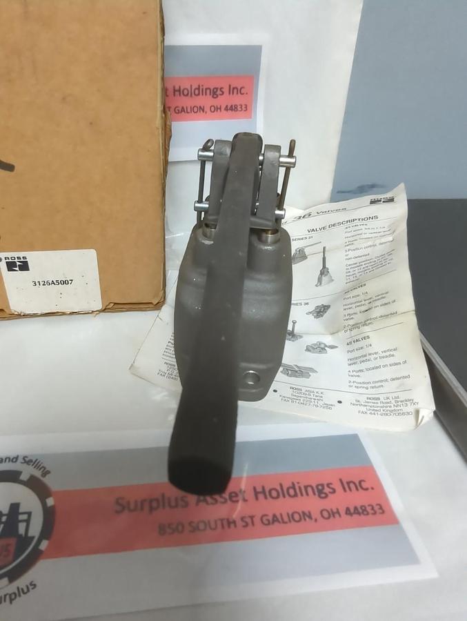 ROSS,3126A5007,HEAVY-DUTY HORIZONTAL HAND LEVER 4-WAY 3-POSITION NOS
