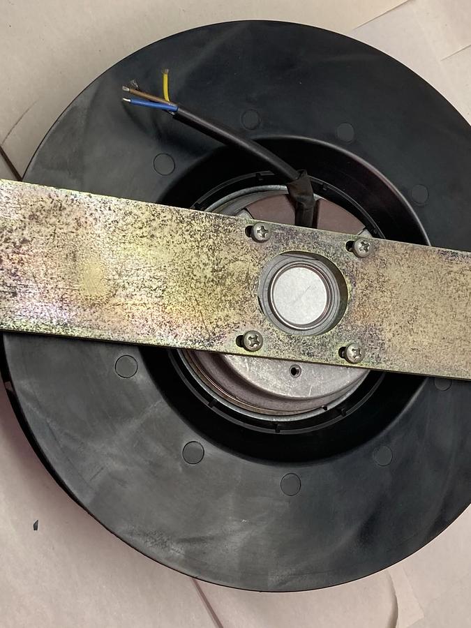 Used ebm,R2E220-AA44-23,Centrifugal Fan 115V 50Hz 0.67A 75W