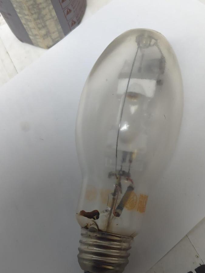 G.E.LIGHTING,18902 MVR175/U/MED,175WATT MULTI-VAPOR METAL HALIDE LIGHT BULB