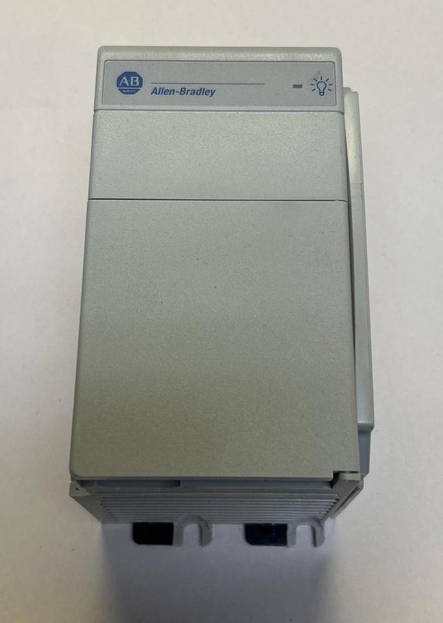 Used ALLEN BRADLEY,1769-PA2,POWER SUPPLY