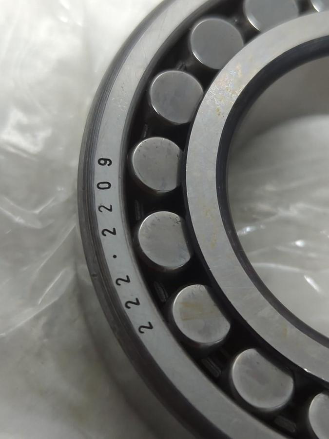 Used FAG,2209K,SPHERICAL BALL BEARING PRE-OWNED