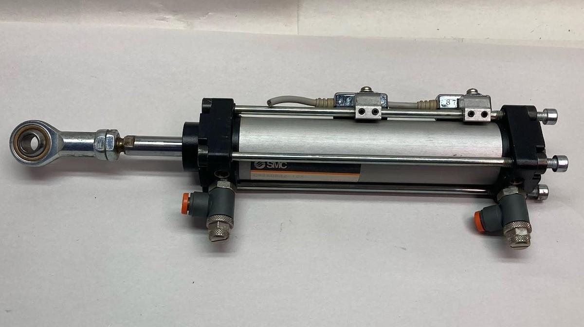 SMC,C92SDB32-125,Pneumatic Cylinder 10 BAR (1 MPa)