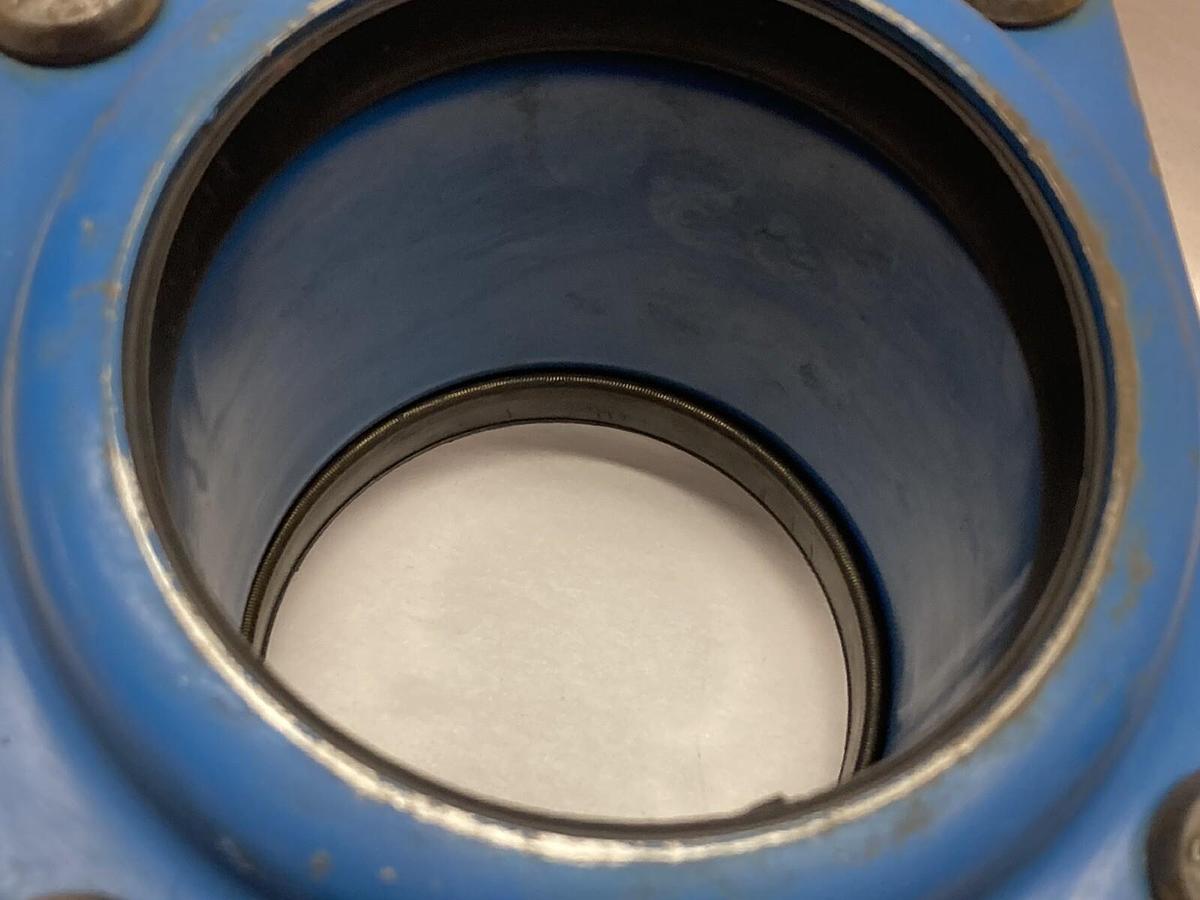 Used Rockwell International,411-90045001015,Coupling