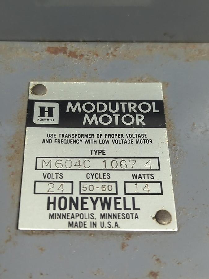 Used HONEYWELL,M604C,MODUTROL MOTOR 24V 50/60CY 4 WATTS PRE-OWNED