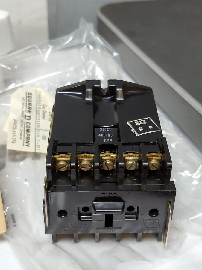 SQUARE D,78222,CLASS 8501 TYPE G0-40 SERIES D OPEN TYPE AC CONTROL RELAY