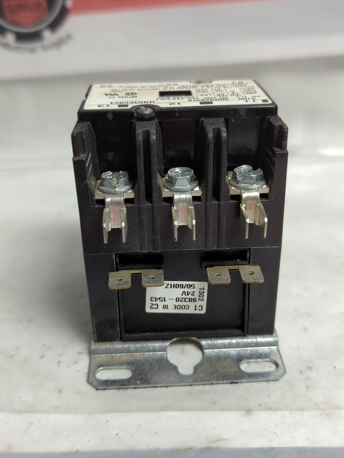 PRODUCTS UNLIMITED,HN53CC024,CONTACTOR 3-POLE 40 AMP 600VAC NOS