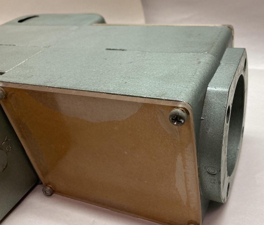 Used ITT,H10AS20B5F1,Hydramotor Valve Actuator 1.32a 120vac 60/50Hz