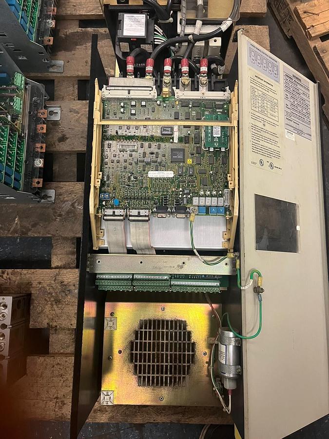 Used SIEMENS,6RA2474-2FV62,SIMOREG MICROPROCESSOR DC DRIVE OUT 500/240VDC 175A