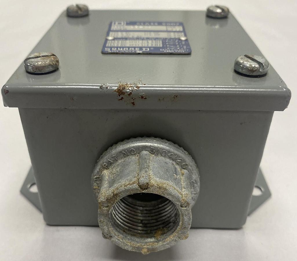 Used Square D,9007BB229,Heavy Duty Limit Switch