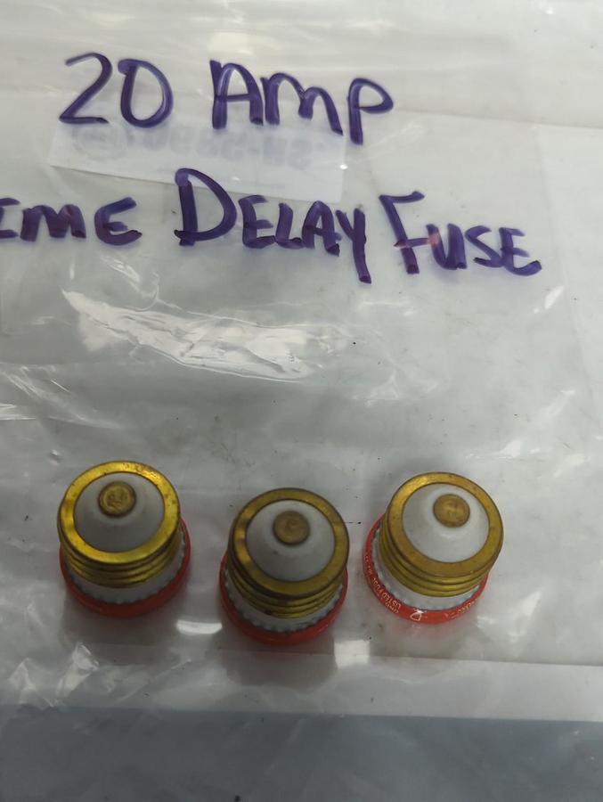 Used UNBRANDED,20 AMP,SCREW IN FUSE 20 AMP TIME DELAY LOT OF 3 PRE-OWNED