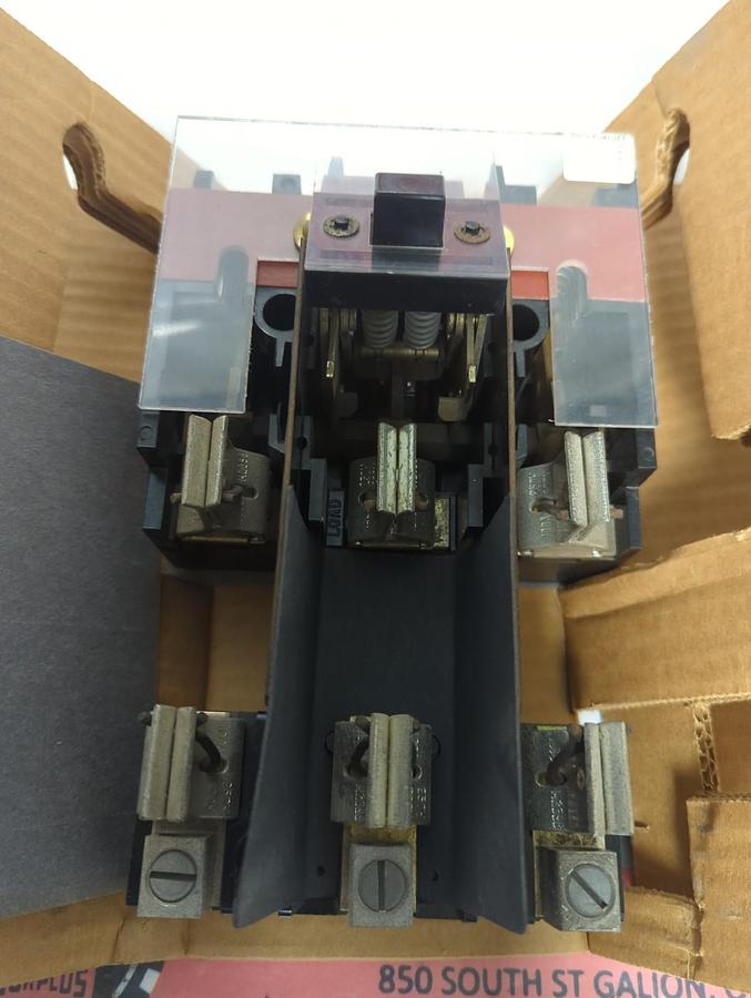 WESTINGHOUSE,DS363R,TYPE DS DISCONNECT SWITCH 3-POLE 100 AMP 600VAC 250VDC NOS