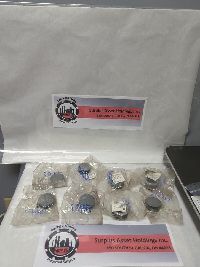 ALLEN BRADLEY,800T-N1,SERIES T CLOSING BUTTON GREY LOT OF 8 NEW