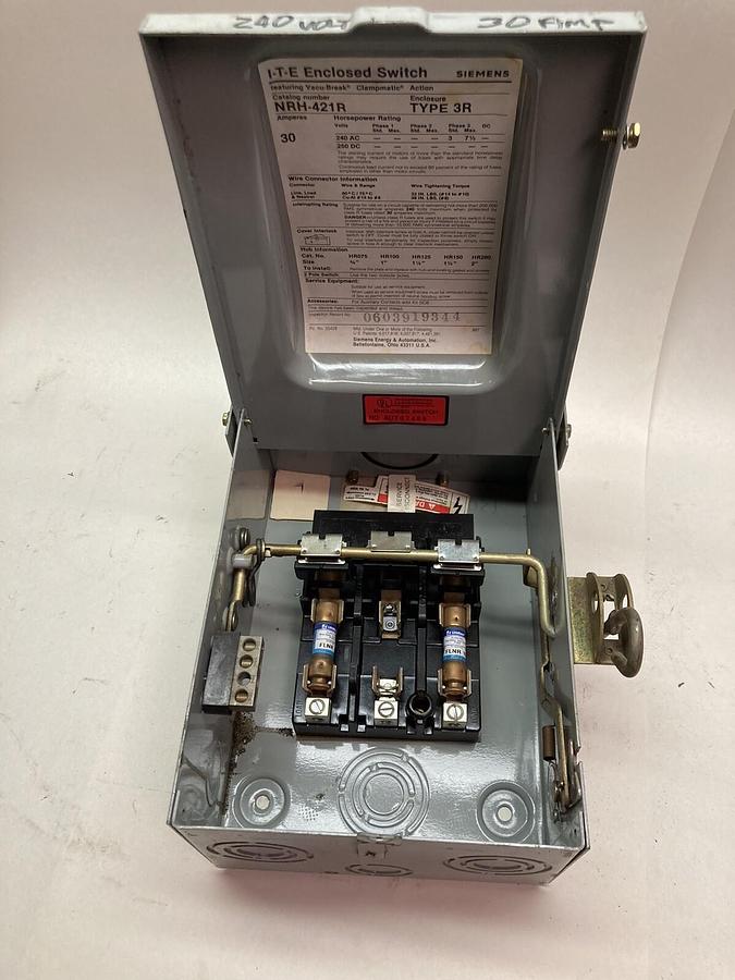 Siemens,NRH-421R,I-T-E Enclosed Safety Switch